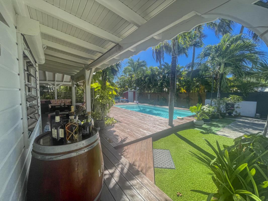 32.Location villa piscine Saint François Guadeloupe_Piscine